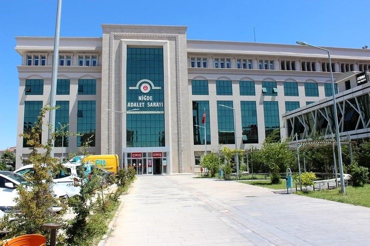 Niğde\'de Düşük Faizli Kredi Dolandırıcıları Yakalandı