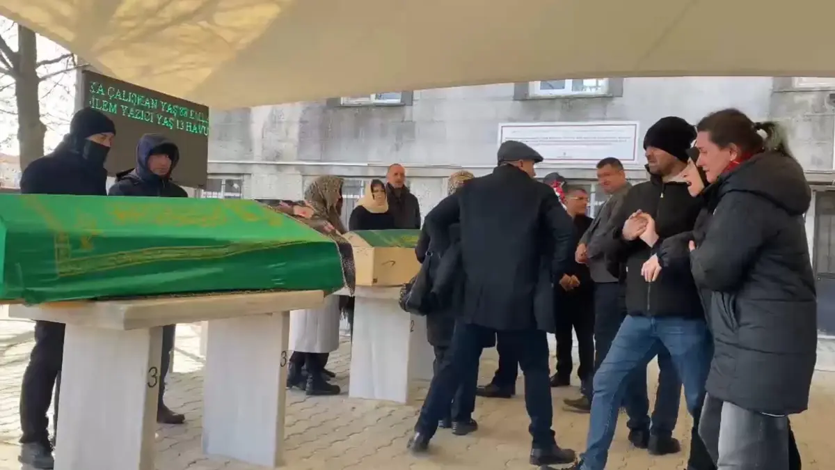 Çorlu\'da Kızını Boğarak Öldüren Baba Gözaltına Alındı