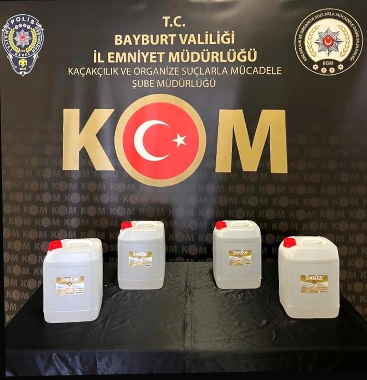 Bayburt\'ta 20 Litre Kaçak Etil Alkol Ele Geçirildi