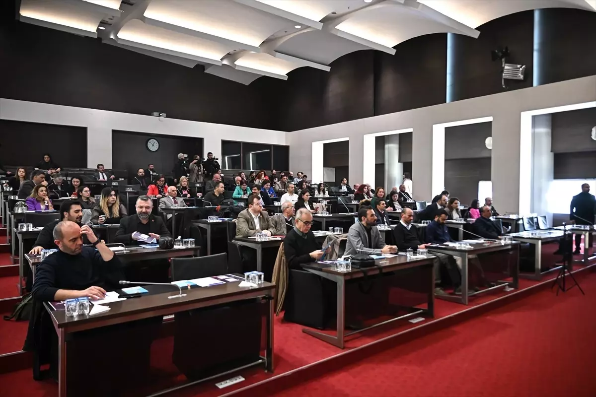 CHP Kurultayı: Demokrasi ve Değişim Vurgusu