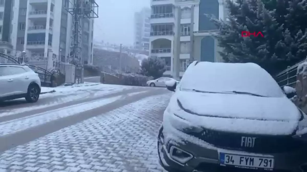 Elazığ\'da Kar Nedeniyle Eğitime Ara Verildi