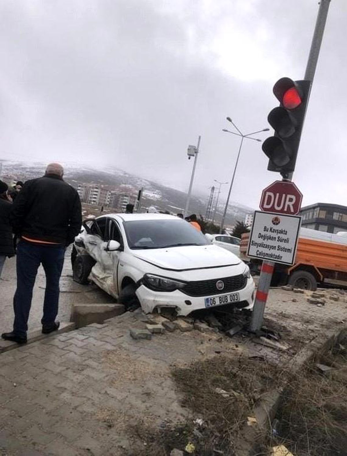 Elazığ\'da Trafik Kazası: 5 Yaralı