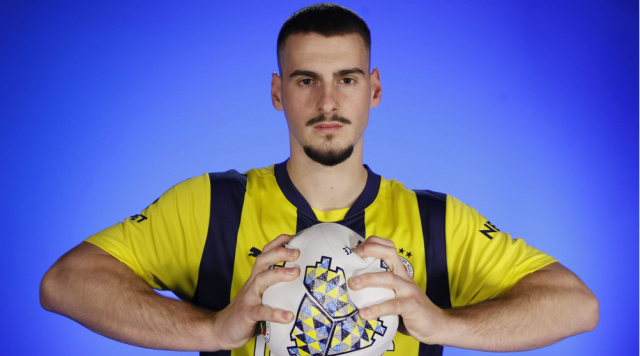 Fenerbahçe, yeni transferi Ongjen Mimovic'i Zenit'e kiralandı