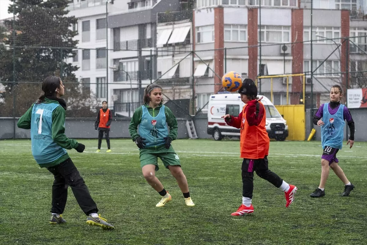 Kadın Futbolunda Yeni Nesil Seçmeleri