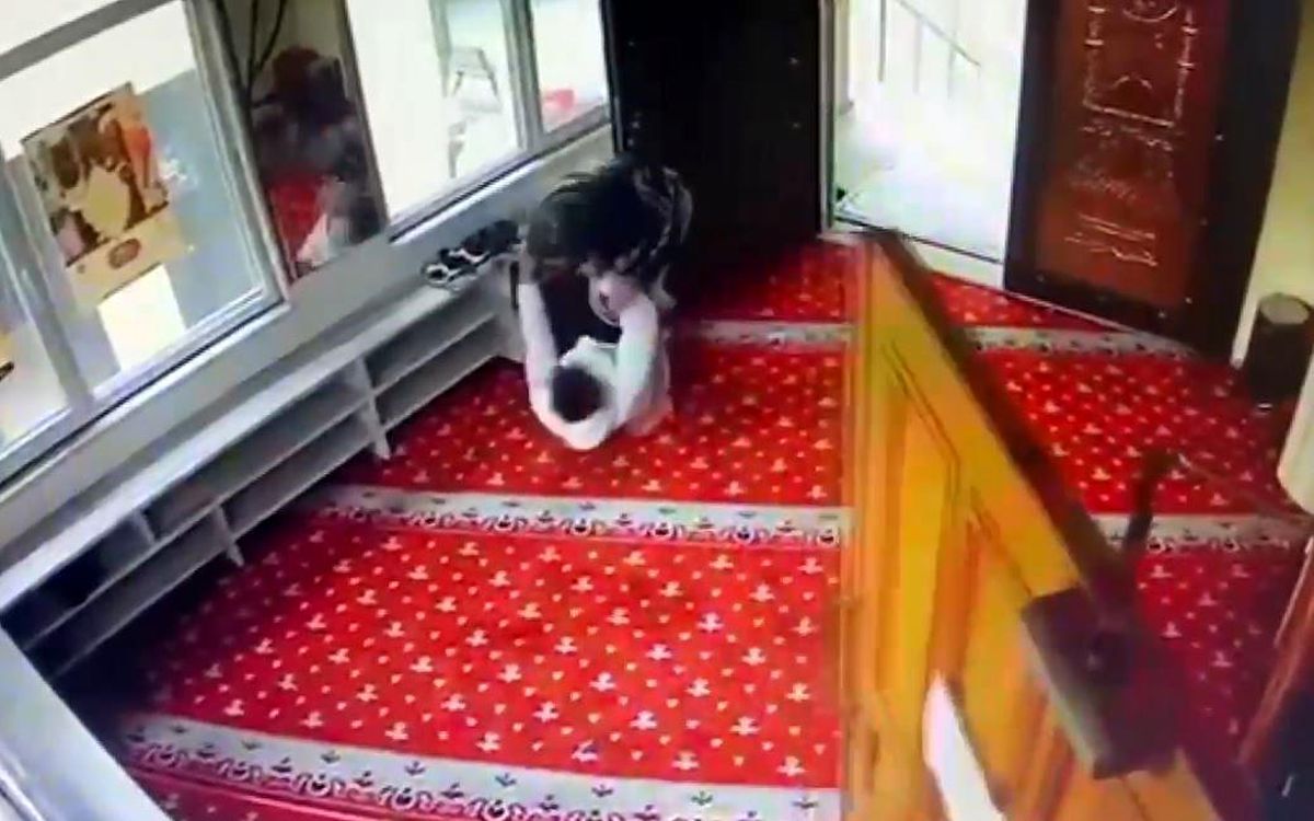 Cami İçinde Çocuk Yaralayan Şahıs Yakalandı