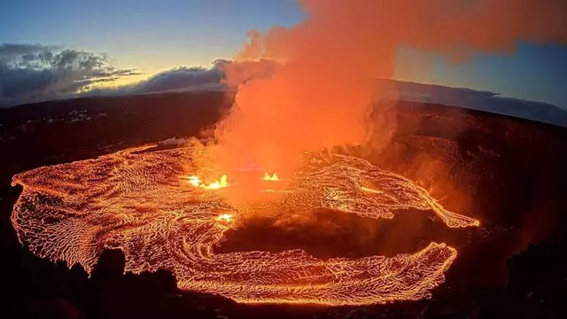 Kilauea Yanardağı Yeniden Lav Püskürttü