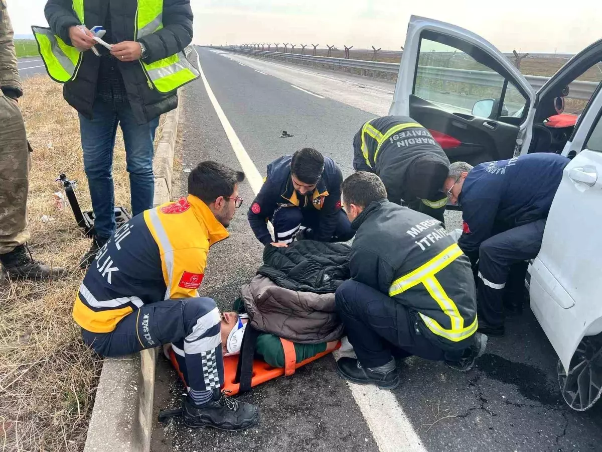 Nusaybin\'de Trafik Kazası: 3 Yaralı