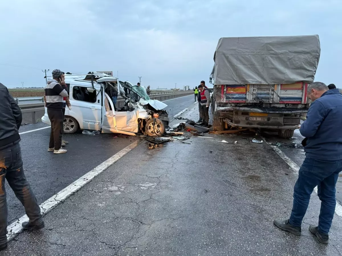 Kızıltepe\'de Trafik Kazası: 61 Yaşındaki Kadın Ağır Yaralandı