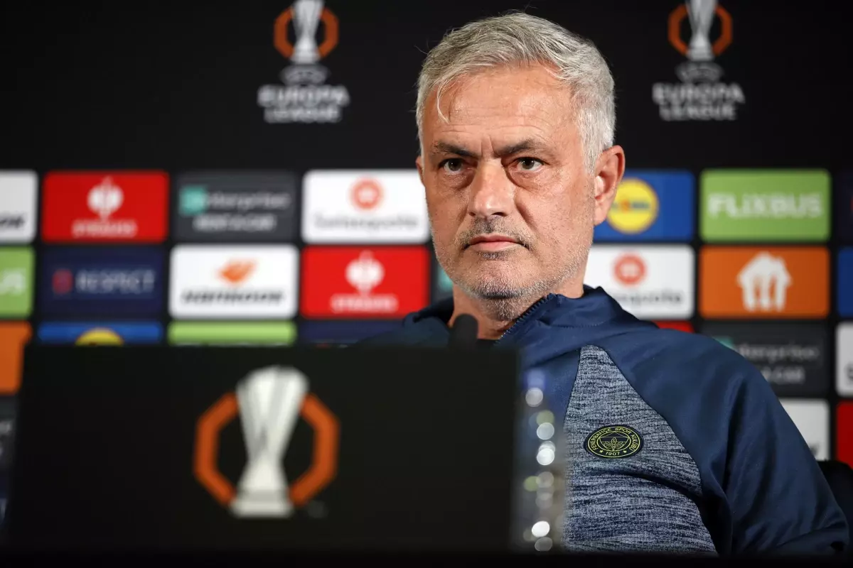 Kostic ve Mourinho\'dan Anderlecht maçı öncesi bomba açıklamalar