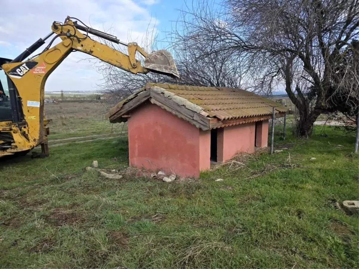 Silivri\'de Uyuşturucu ile Mücadele: Metruk Yapılar Yıkılıyor