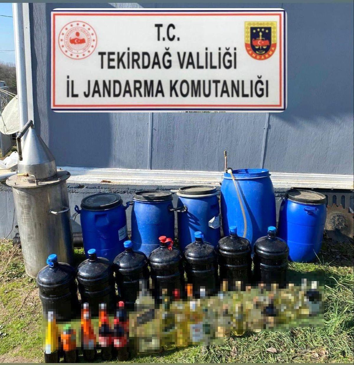 Tekirdağ\'da Kaçak Alkollü İçki Operasyonu