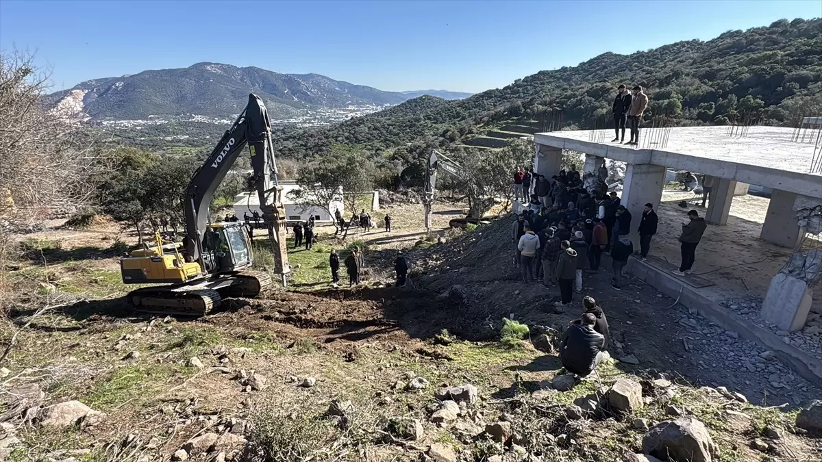 Bodrum\'da Kaçak Yapılar Yıkıldı