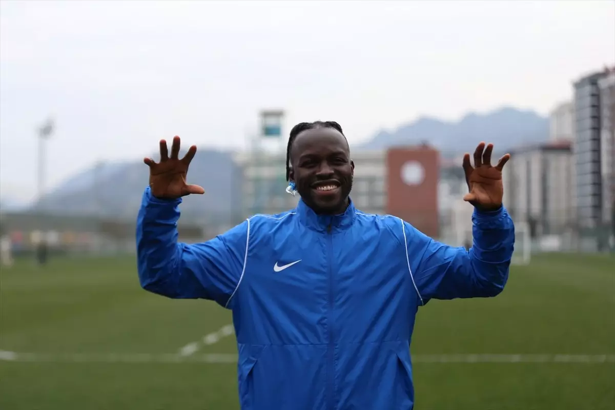 Ali Sowe: Galatasaray Maçında En İyi Mücadeleyi Vereceğiz