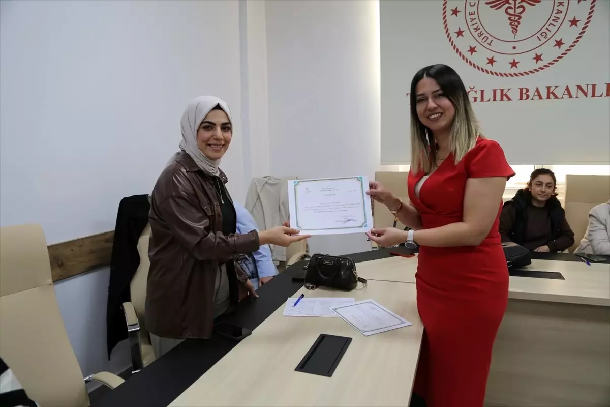 Diyarbakır\'da Acil Obstetrik Eğitim