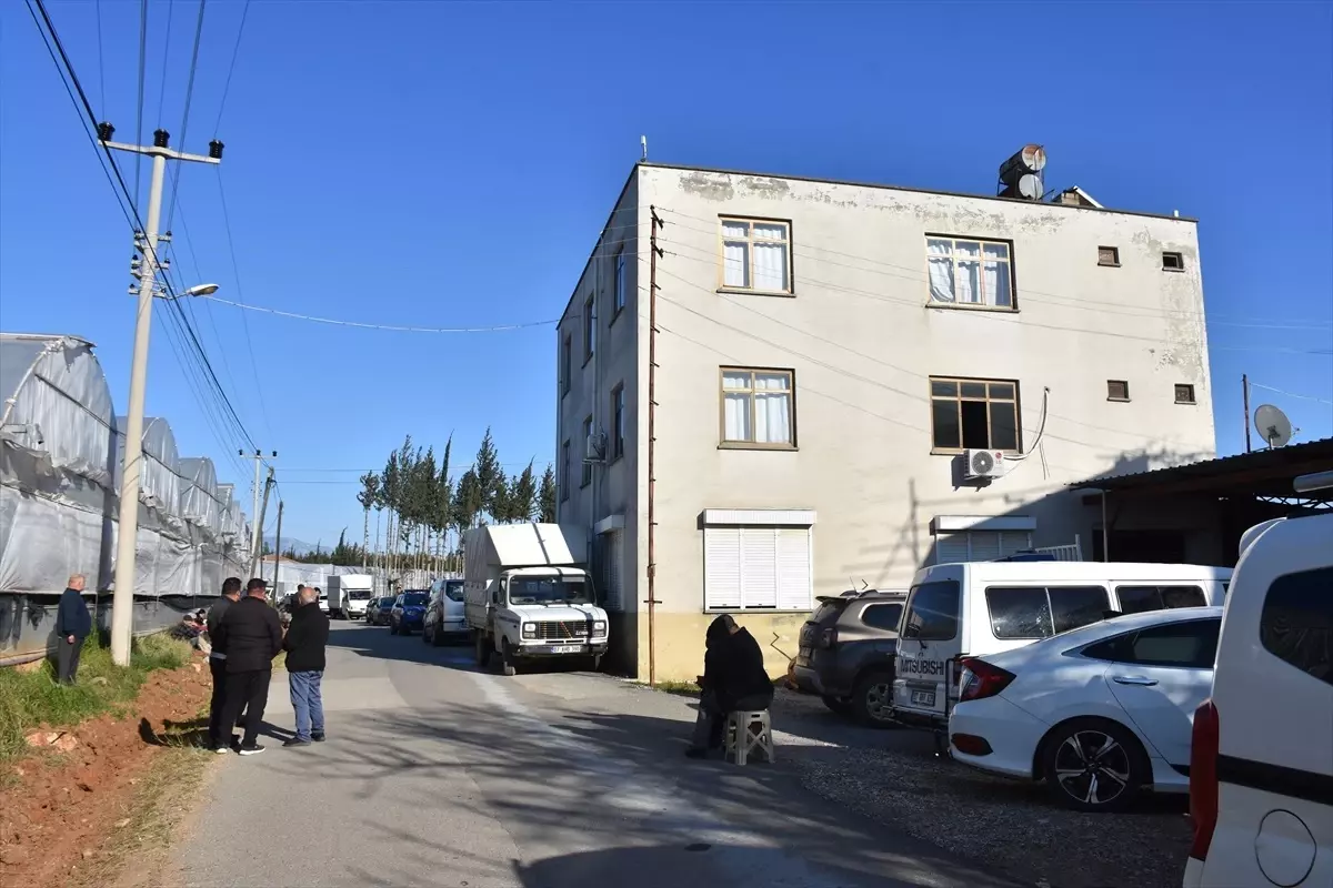 Aksu\'da Yangında Kanser Hastası Kadın Hayatını Kaybetti