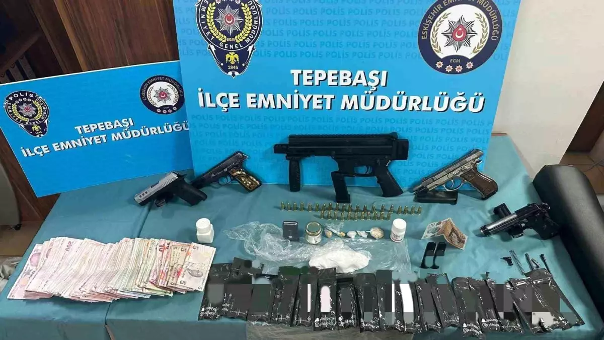 Eskişehir\'de Silah ve Uyuşturucu Operasyonu