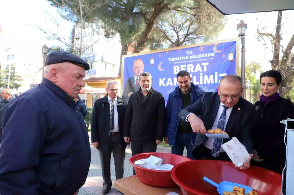 Turgutlu Belediyesi\'nden Berat Kandili Kutlaması