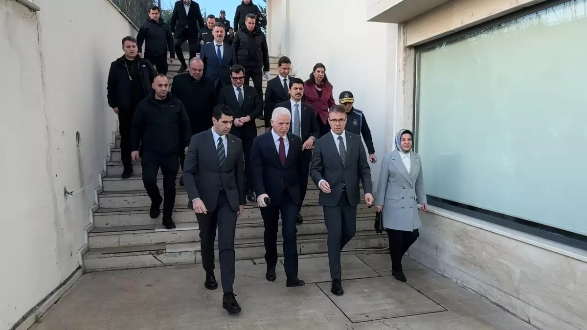 İstanbul Valisi Davut Gül, Muhtarlarla Bir Araya Geldi