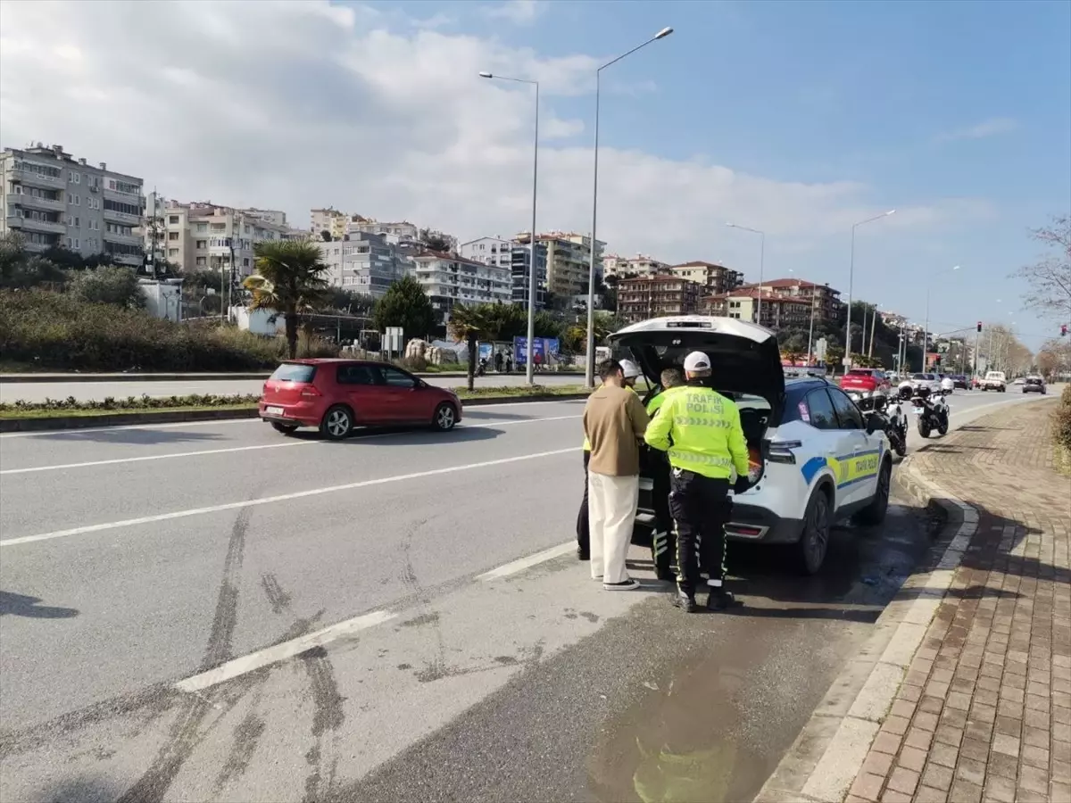 Mudanya\'da Trafik Denetimi: 17 Sürücüye 100 Bin Lira Ceza