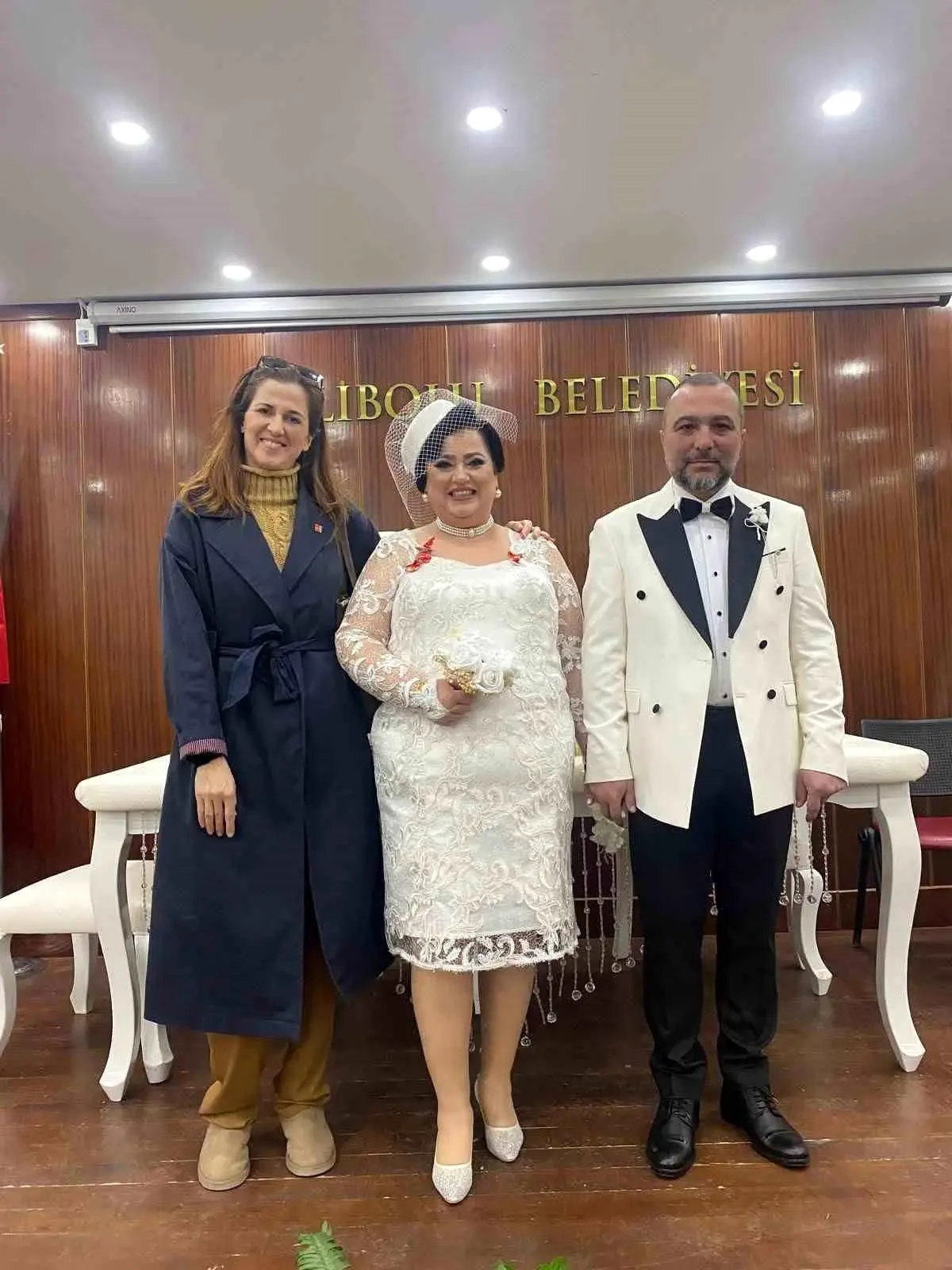 Ayrılan Çift Sevgililer Günü\'nde Yeniden Nikah Masasında