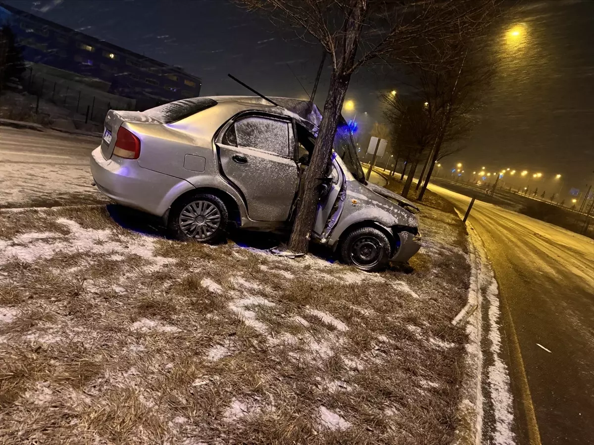 Kar Yağışı Kazası: 1 Yaralı