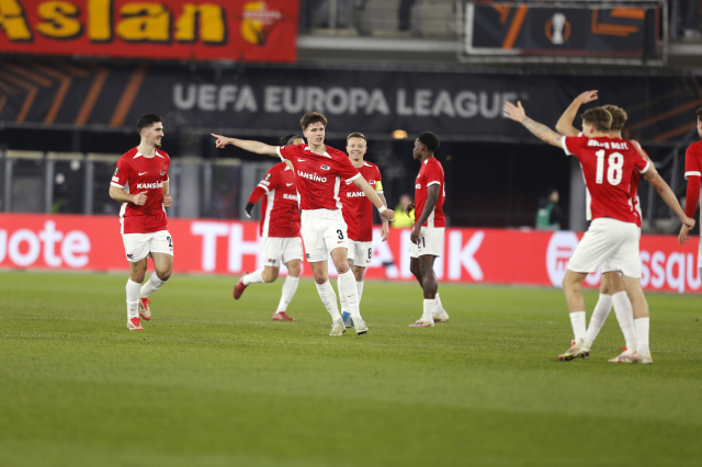 Galatasaray, AZ Alkmaar'a deplasmanda 4-1 mağlup oldu