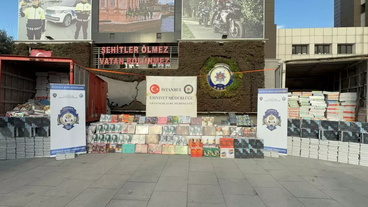 İstanbul\'da 94 Bin Korsan Kitap Ele Geçirildi