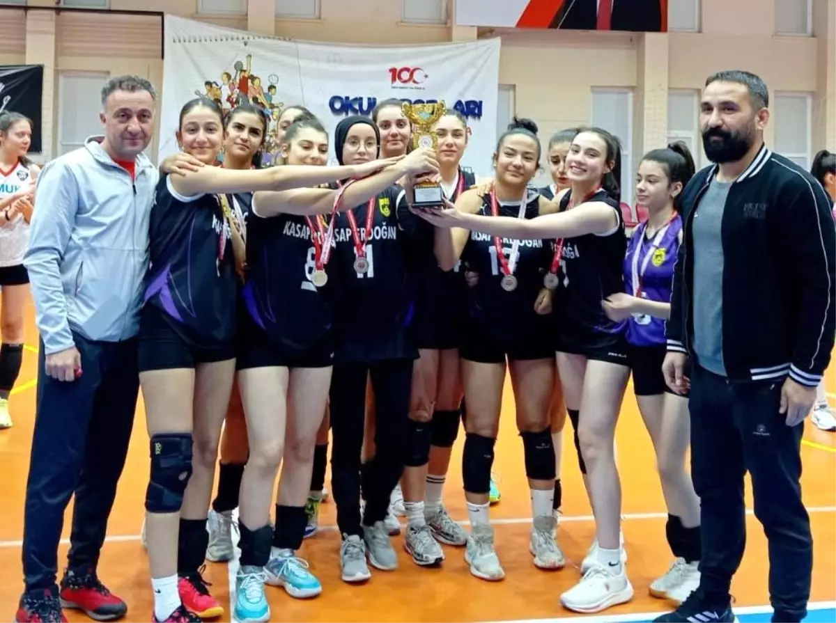 Kayseri Küçük Kızlar Voleybol Ligi Şampiyonu