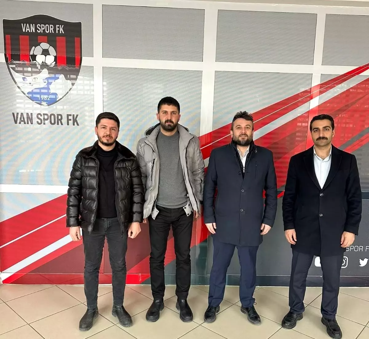 Vanspor\'a Geçmiş Olsun Ziyareti