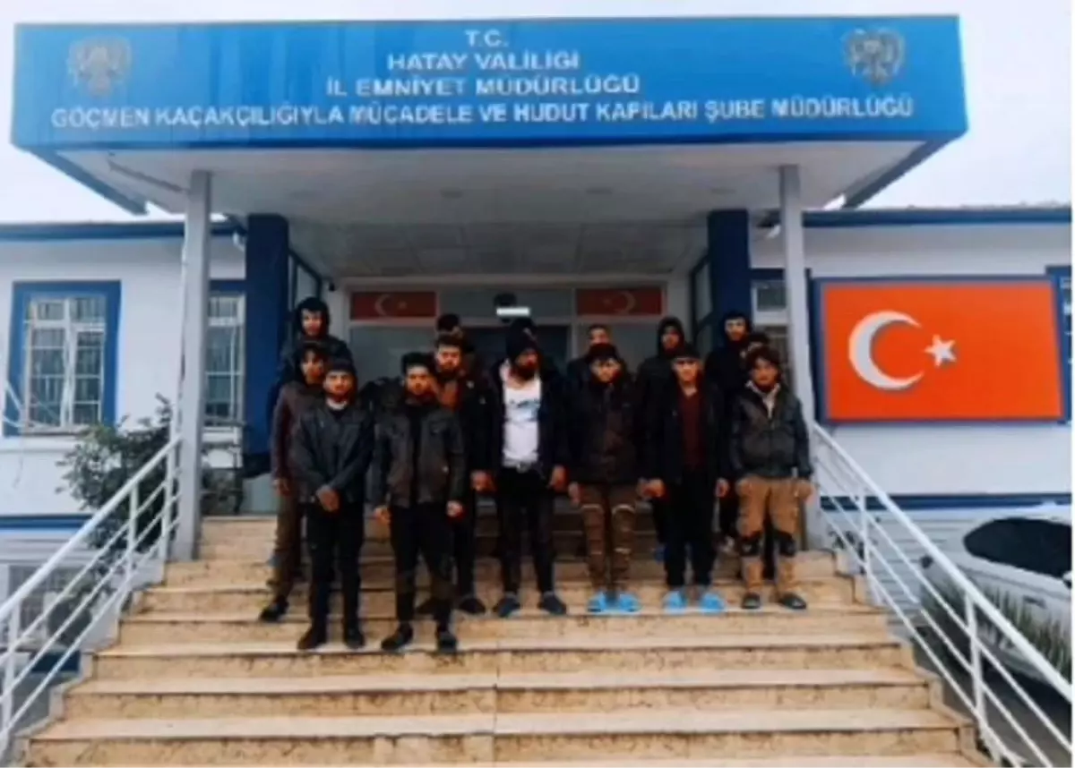 Hatay\'da 16 Düzensiz Göçmen Yakalandı