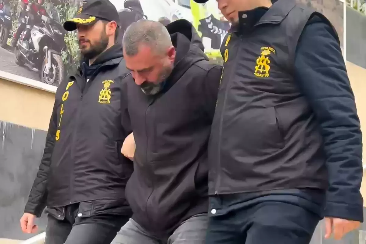 "Asistan aranıyor" ilanıyla genç kızları fuhşa zorlayan şüpheli yakalandı