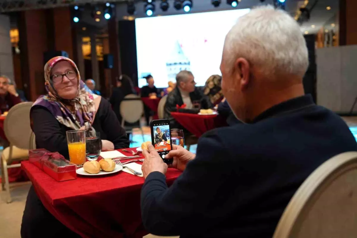 50 Yıldır Evliler, Sevgililer Günü\'nde Buluştu