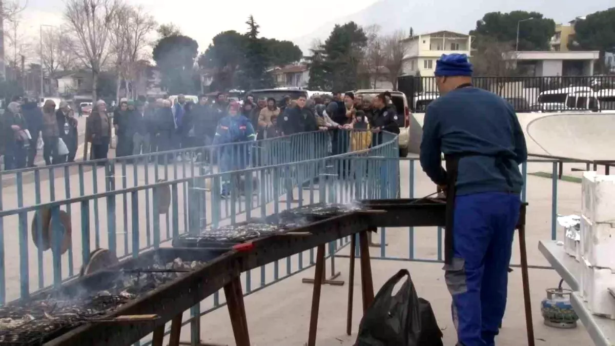 Bursa\'da 8. Hamsi ve Kültür Festivali Yoğun İlgi Gördü