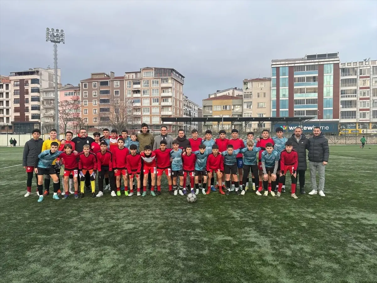 Kırklareli U-14 ve Bulgar Arda\'dan Dostluk Maçı