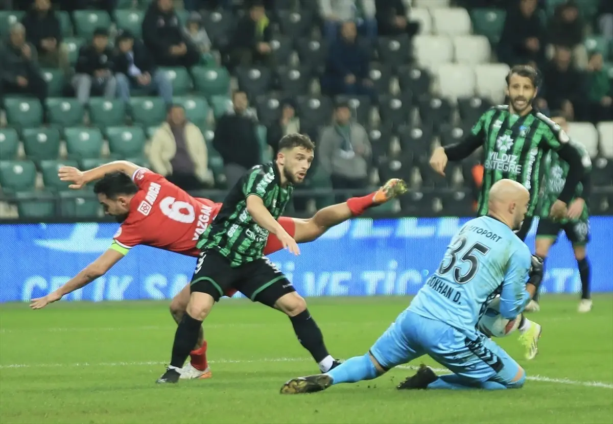 Kocaelispor 2-0 Ahlatcı Çorum FK