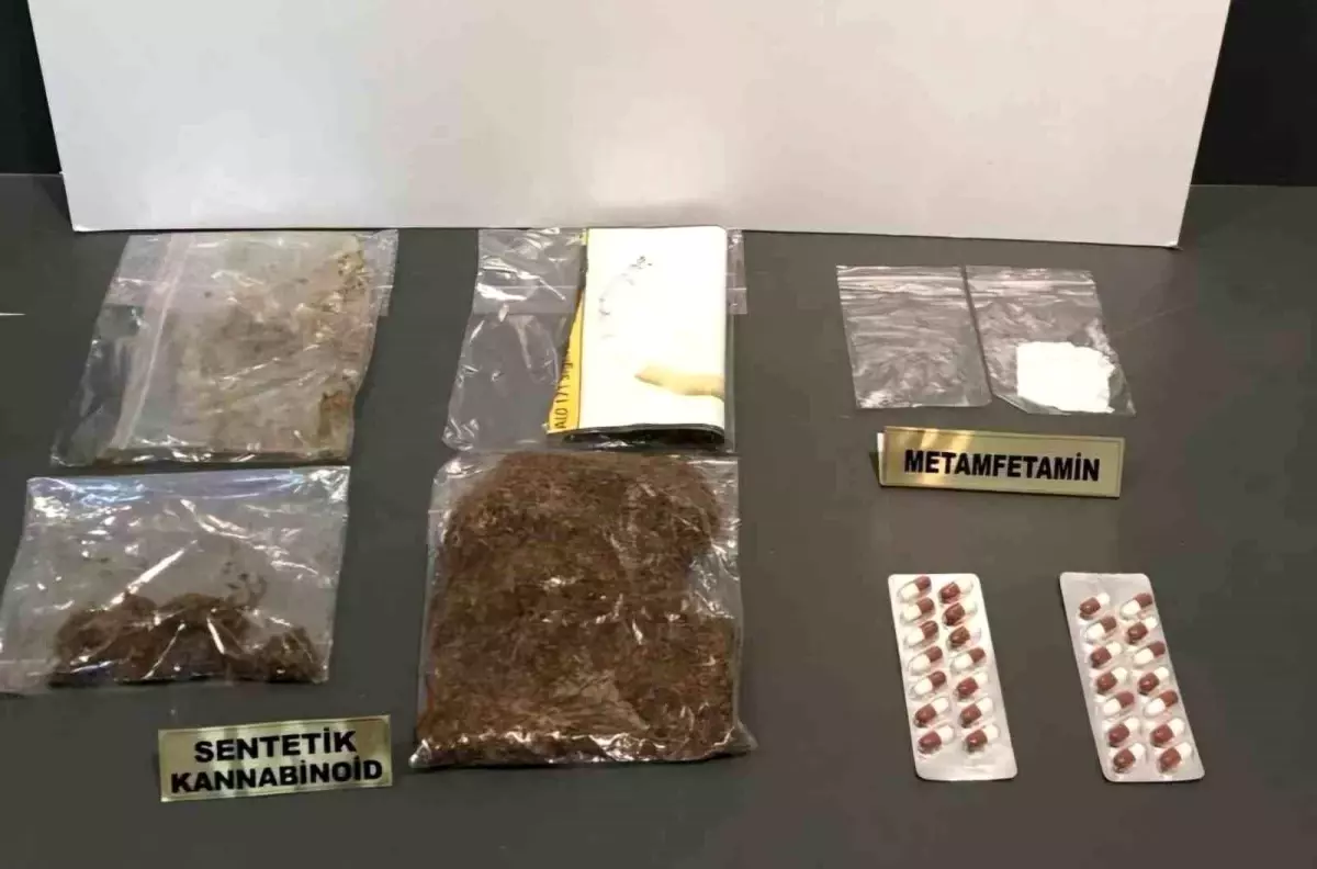 Samsun\'da Uyuşturucu Operasyonu: 5 Gözaltı