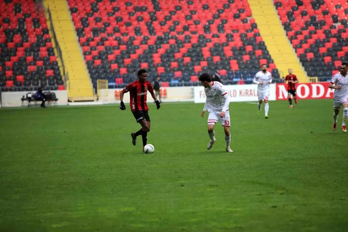 Gaziantep FK, Sivasspor\'u 2-1 Geçti