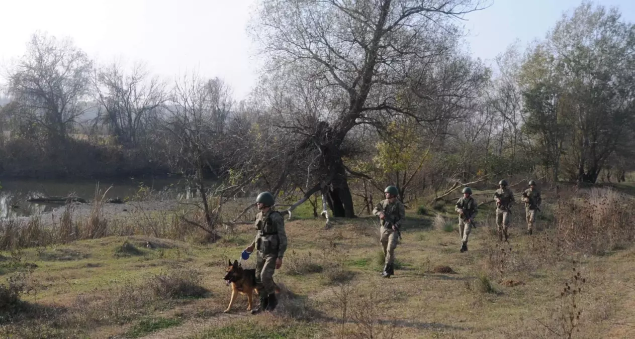 Edirne\'de PKK Şüphelisi Yunanistan\'a Kaçarken Yakalandı