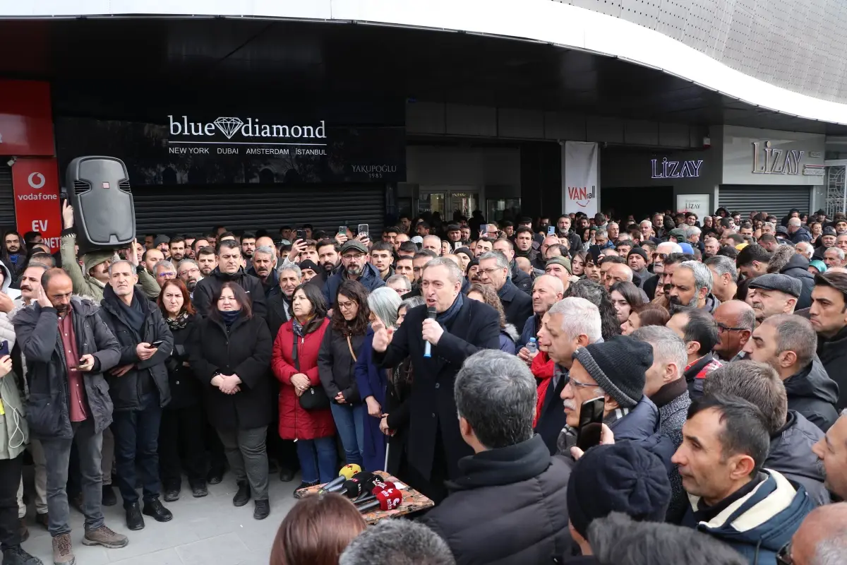 DEM Parti Liderlerinden Abdullah Zeydan\'a Destek Açıklaması