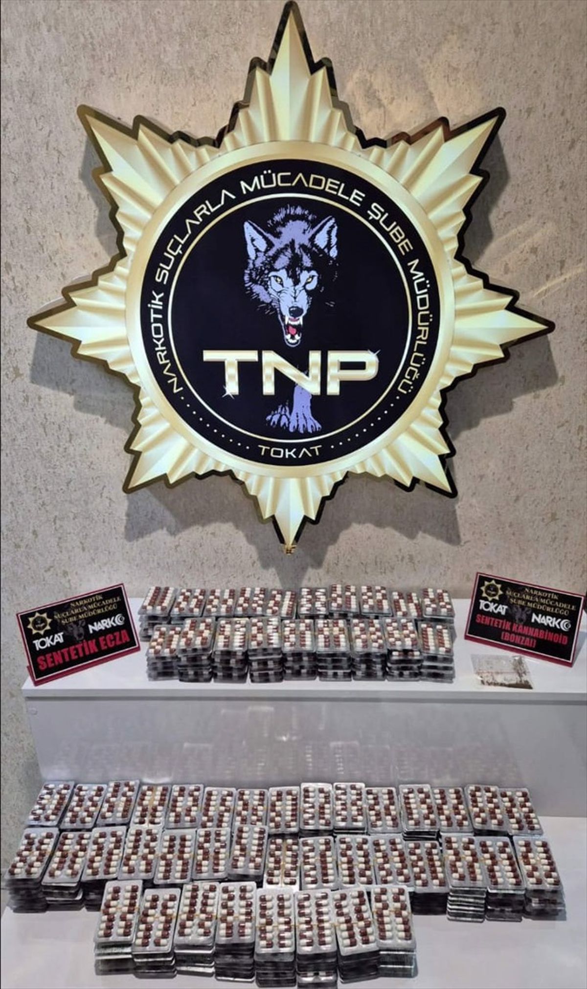 Tokat\'ta Narkotik Operasyonu: 7 Bin Sentetik Hap Ele Geçirildi