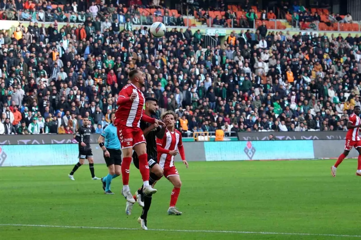 Samsunspor İlk Yarıda Önde