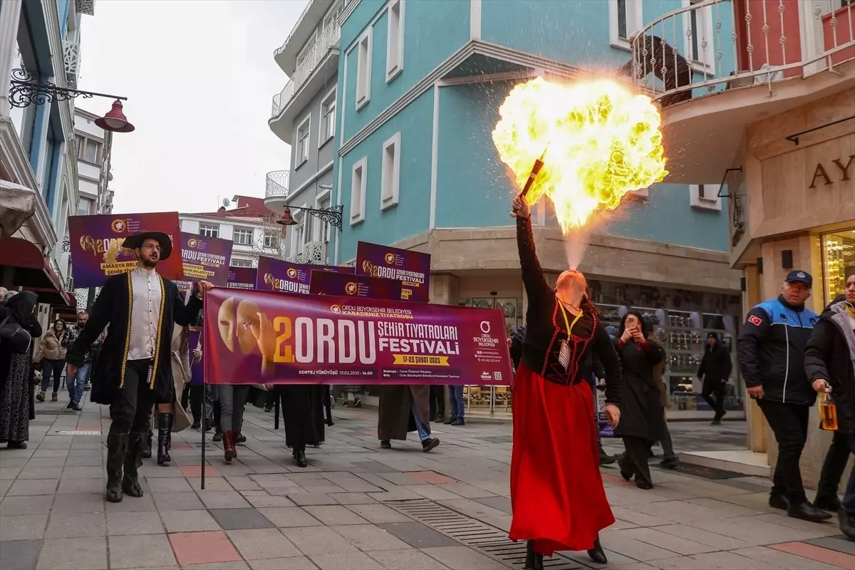 2. Ordu Şehir Tiyatroları Festivali Başladı