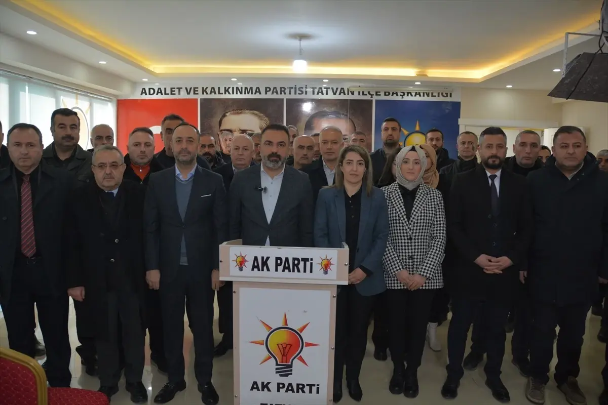 AK Parti Hakkari ve Bitlis Başkanlıkları, partilileri 8. Olağan Büyük Kongre\'ye davet etti