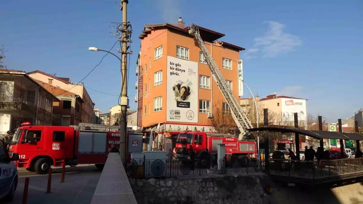 Burdur\'da Baca Yangını Kontrollü Söndürüldü