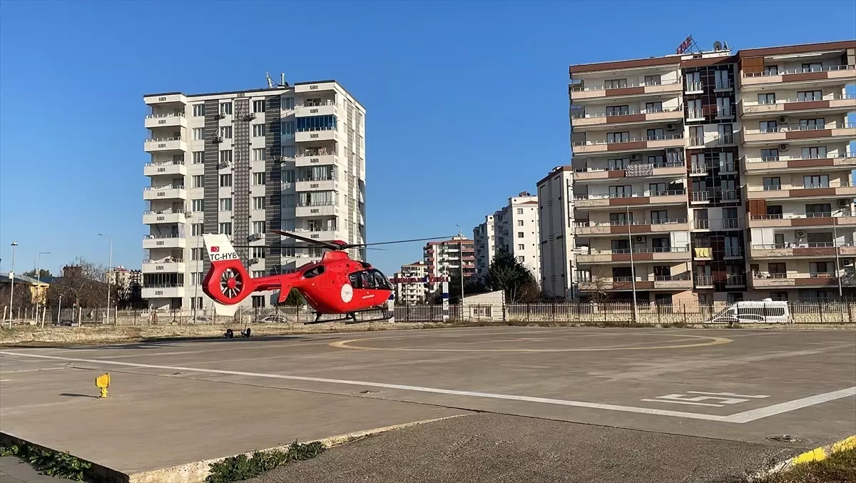 Kalp Krizi Geçiren Hasta Helikopterle Kurtarıldı