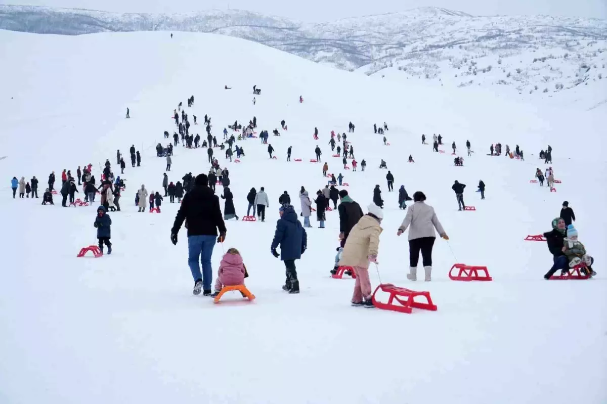 Muş\'ta Kayak Sezonu Açıldı