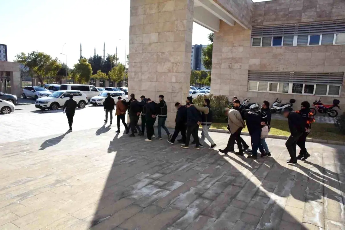 Antalya\'da Tefecilik Operasyonu