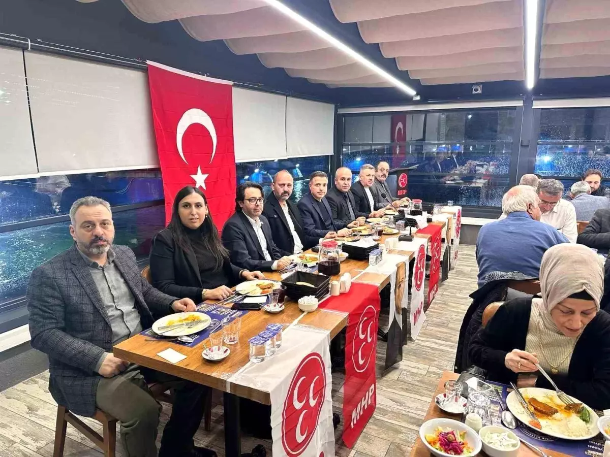 MHP Yıldırım\'da Mahalle Başkanları Toplandı