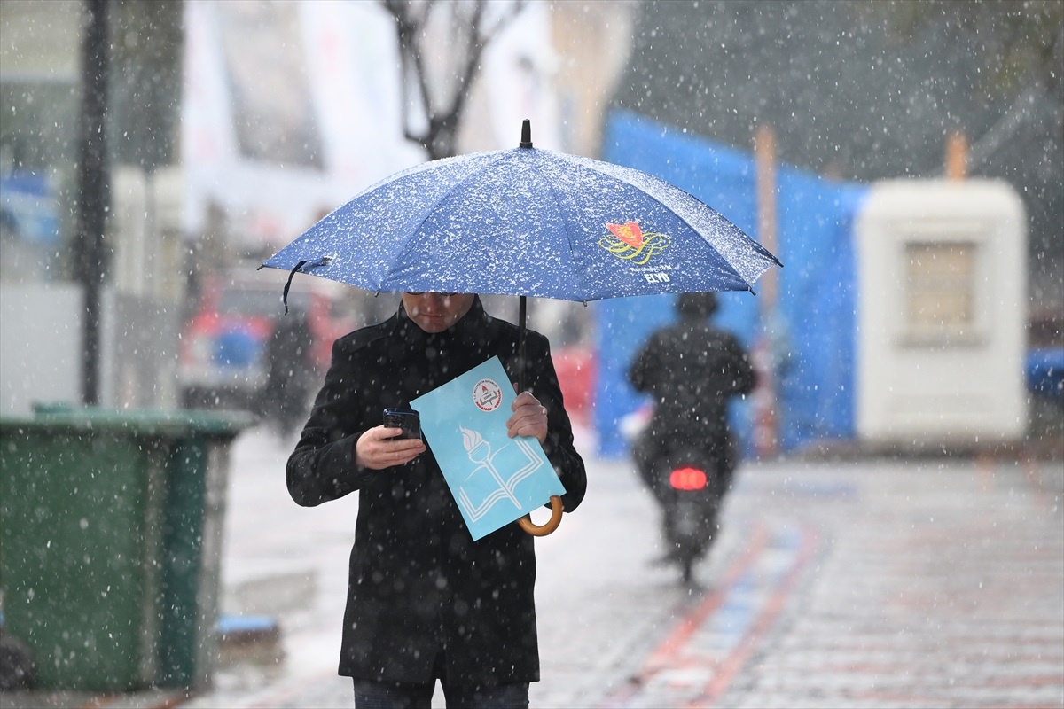 Edirne\'de Kar Yağışı Etkili