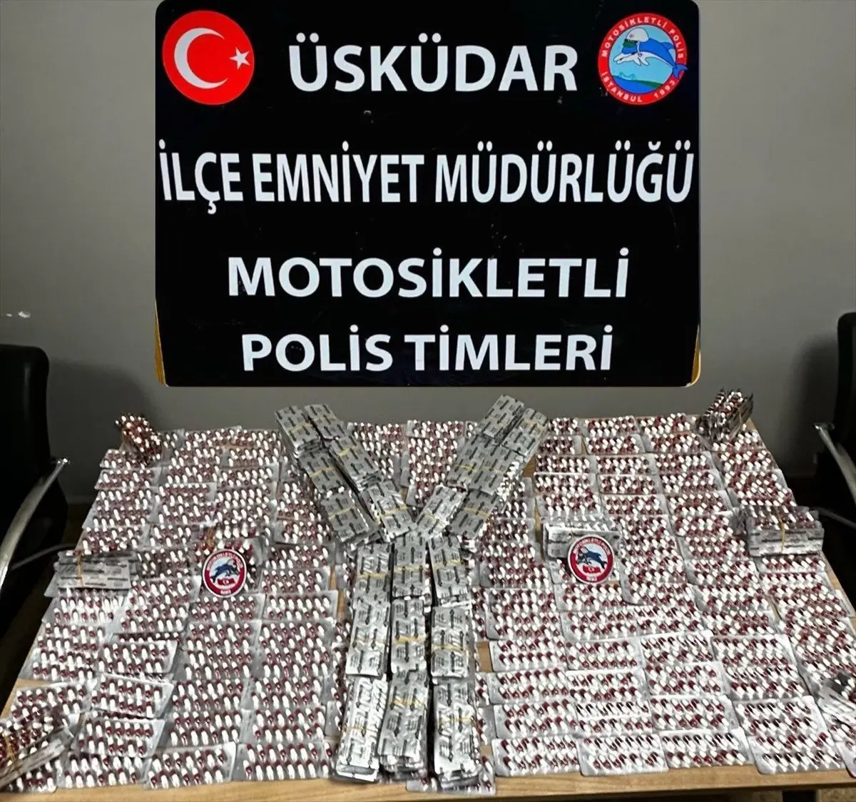 Üsküdar\'da Uyuşturucu Operasyonu: 3 Tutuklama